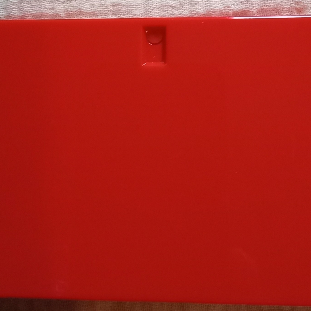 Gucci Red Box - Picture 3 of 4